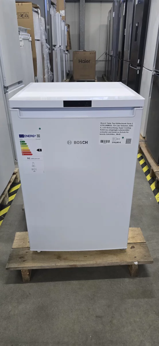 Bosch Table Top Kühlschrank Serie 2 KTR15NWEB, 134 Liter Volumen, EEK: E, LED-Beleuchtung, Super Cooling: Kühlt neu eingelegte Lebensmittel schneller und bietet so Schutz für bereits Gekühltes., Weiß – Bild 2